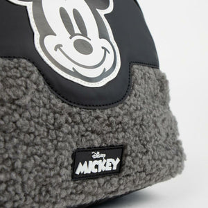 V4HB0EBBA5F20011685FB96DE7FE6F508BDR4927106P5