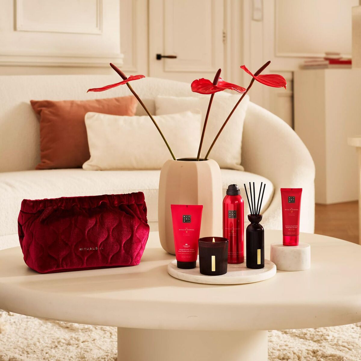 V4H9583F97A99D631313191649229CC8EE7R7423983P1