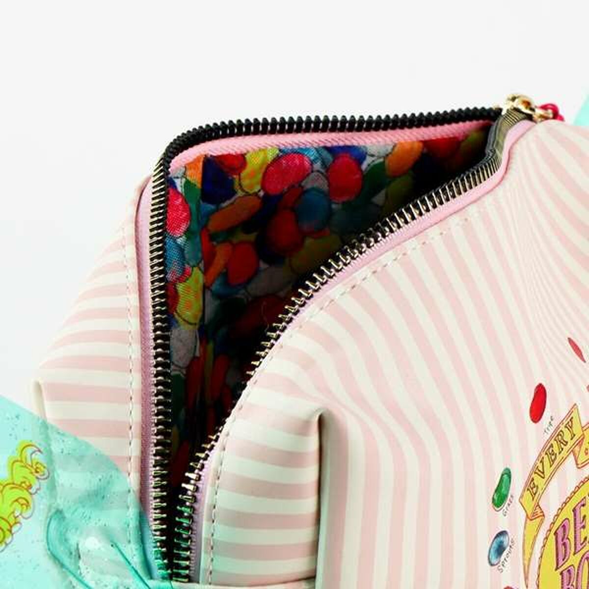 V2HC4C09002FA8BC5D8E4AB30520272A25CR7186685P6